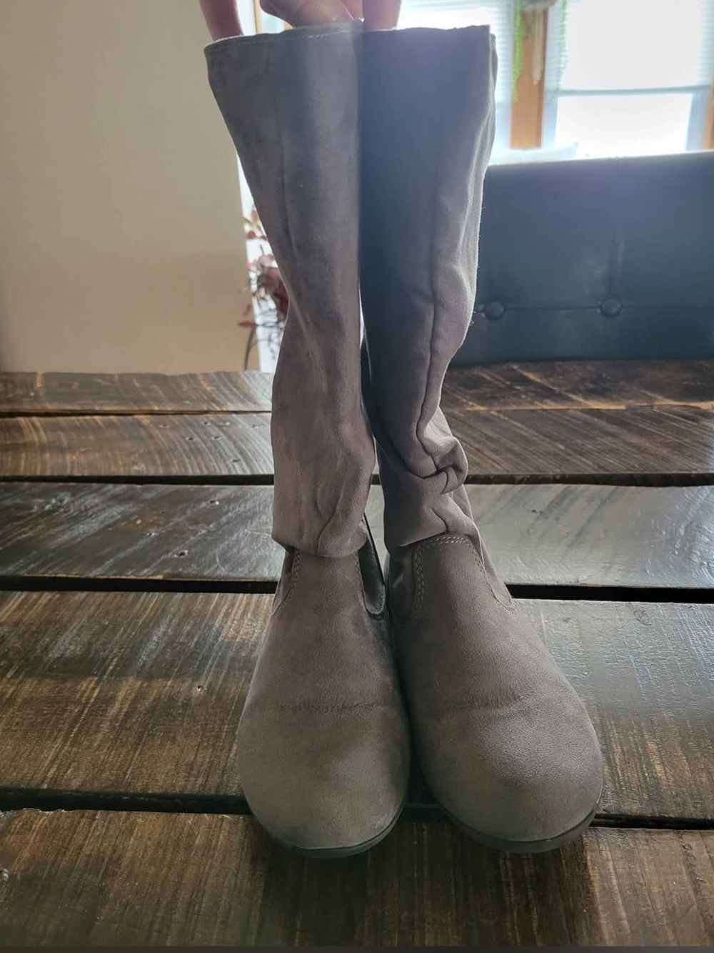 Youth Girls Size 3 Grey Suede Knee-High Boots